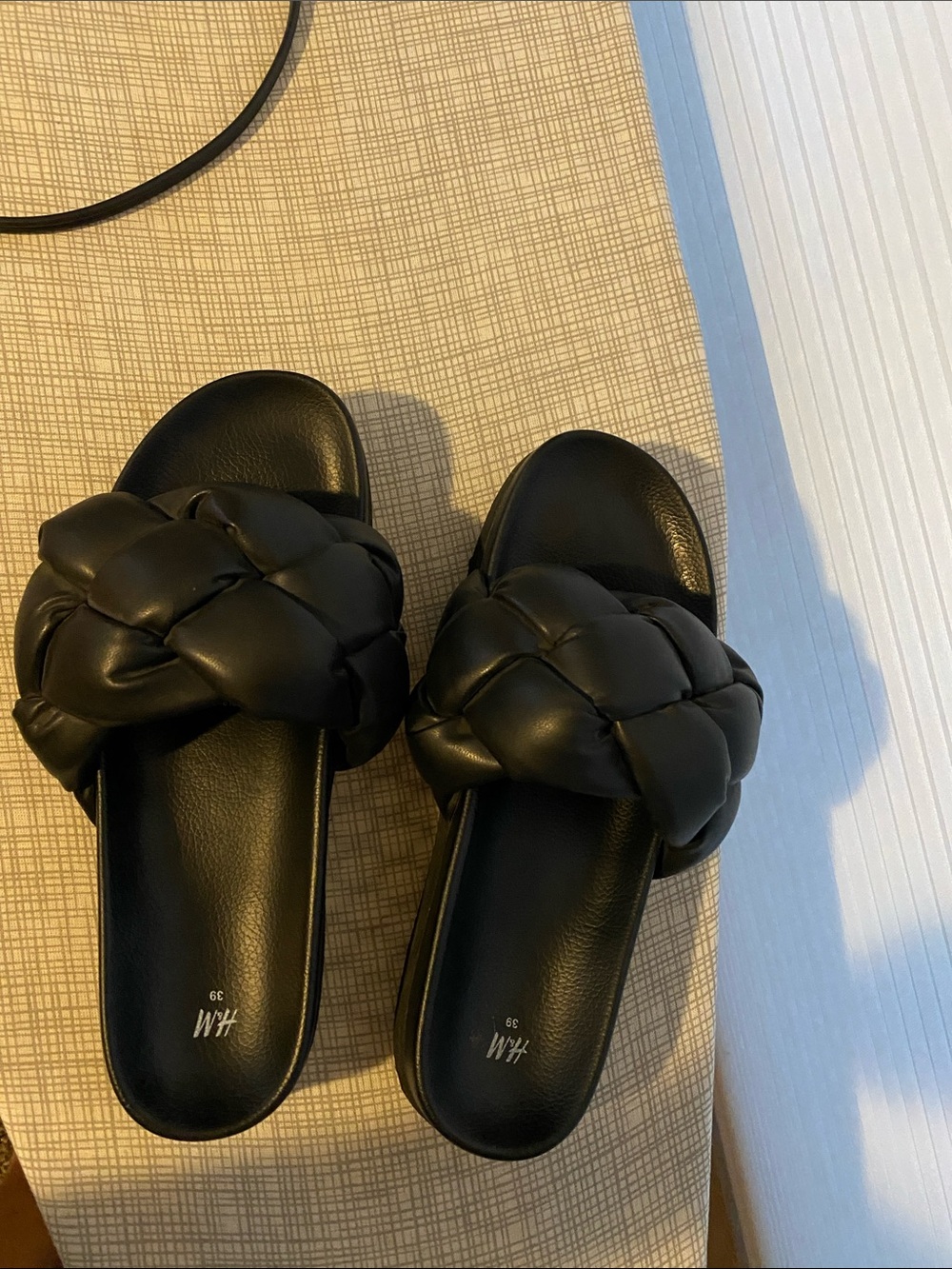 H&M Braided Slides - Picture 2 of 5